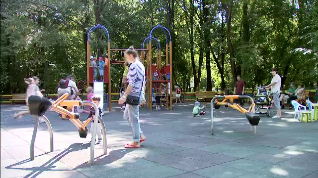 Afacerea bonelor, tot mai profitabila. Ministerul Muncii a organizat cursuri speciale de calificare