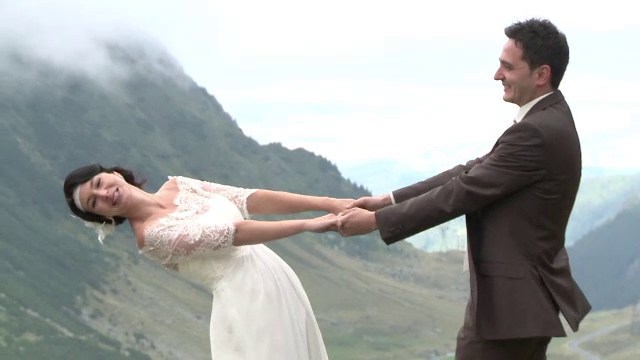 Pretul platit de cupluri ca Transfagarasanul si Balea Lac sa devina decorul unei nunti de vis