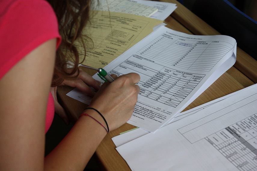 In 2014, evaluarea - 75% din admiterea in liceu; fara notele din liceu la admiterea in facultate