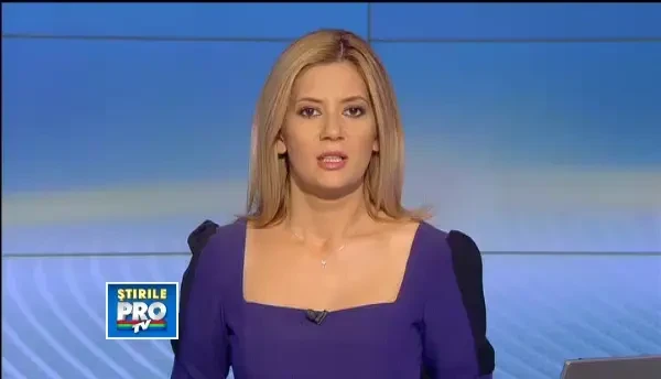 Serialul Community poate fi urmarit pe Voyo.ro. Primele doua sezoane sunt deja online