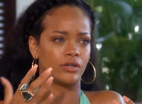 Rihanna PLANGE incontinuu de cand a auzit asta. VESTEA TRISTA pe care a primit-o vedeta