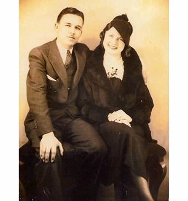 Au fost casatoriti timp de 83 de ani. Au murit la 3 zile distanta unul de celalalt