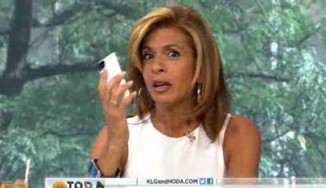 Ce a patit aceasta vedeta dupa ce si-a dat numarul de telefon in direct la TV