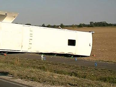 Autocarul echipei de baschet Gyor, implicat intr-un accident grav: 2 morti si 16 raniti