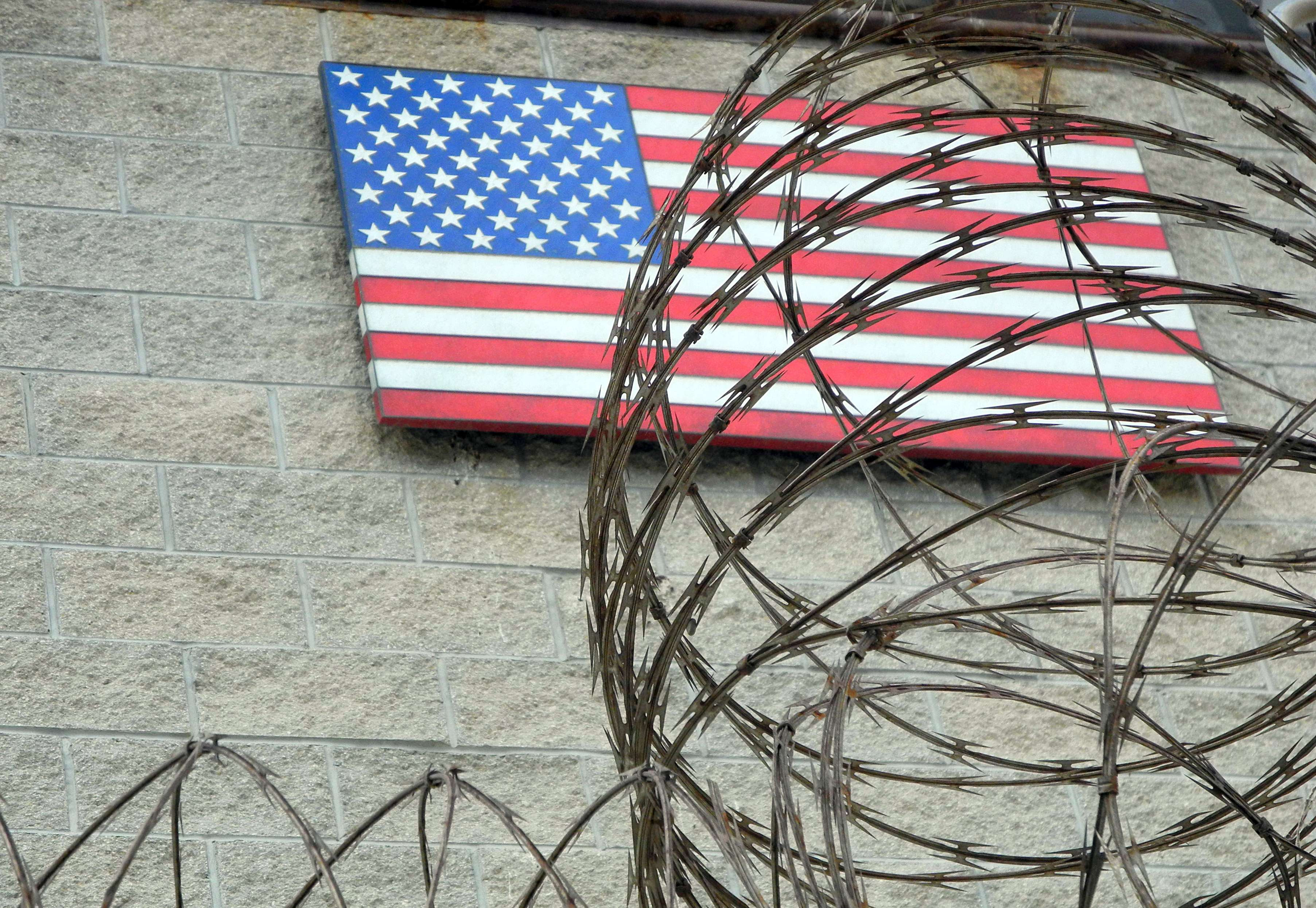 De la colonel, la om al strazii. Povestea comandantului din Afganistan care traieste intr-o masina