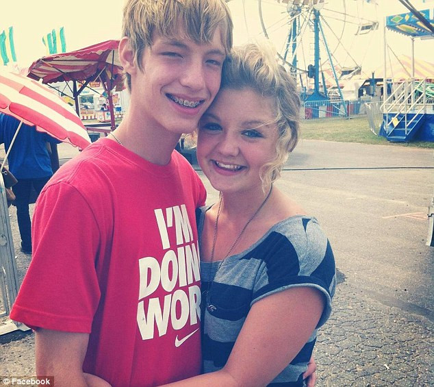 Au fugit impreuna pentru ca nu isi doreau sa mearga la licee diferite. Unde i-a gasit politia