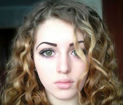 Fotografiile care arata cele doua chipuri pe care toti le purtam. Un fotograf american a realizat un experiment unic