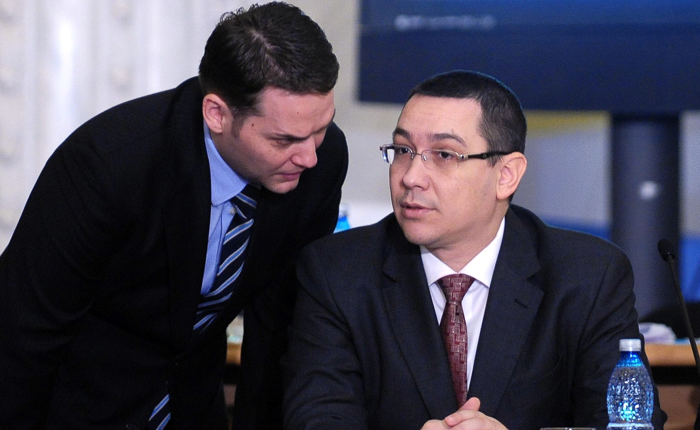 dan sova victor ponta