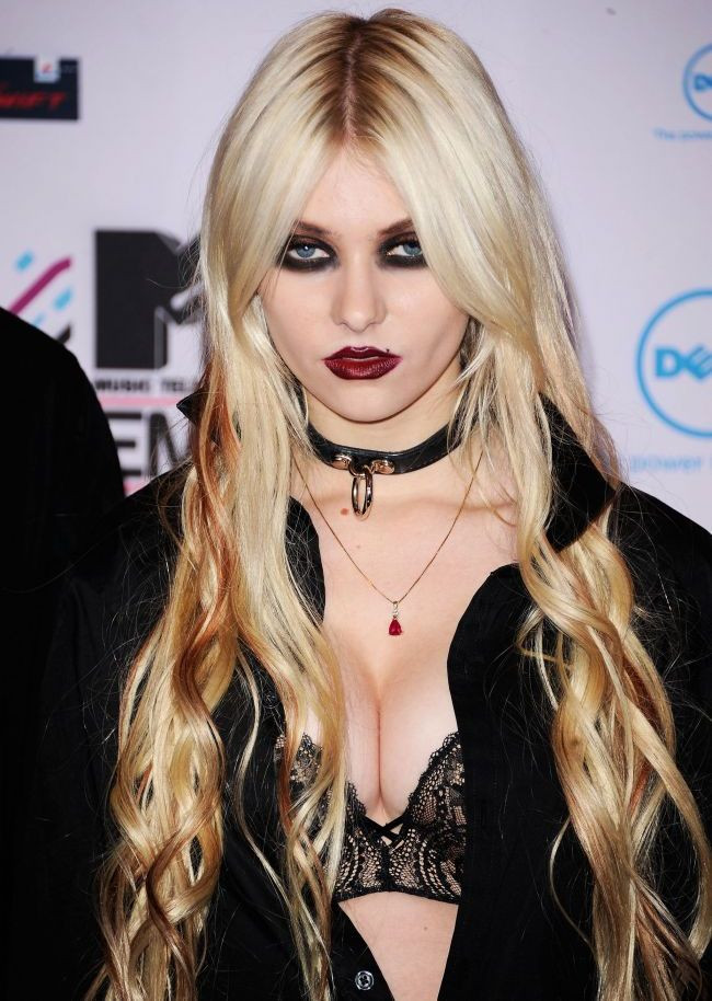 In urma cu numai cateva luni arata asa. Transformarea radicala prin care a trecut Taylor Momsen