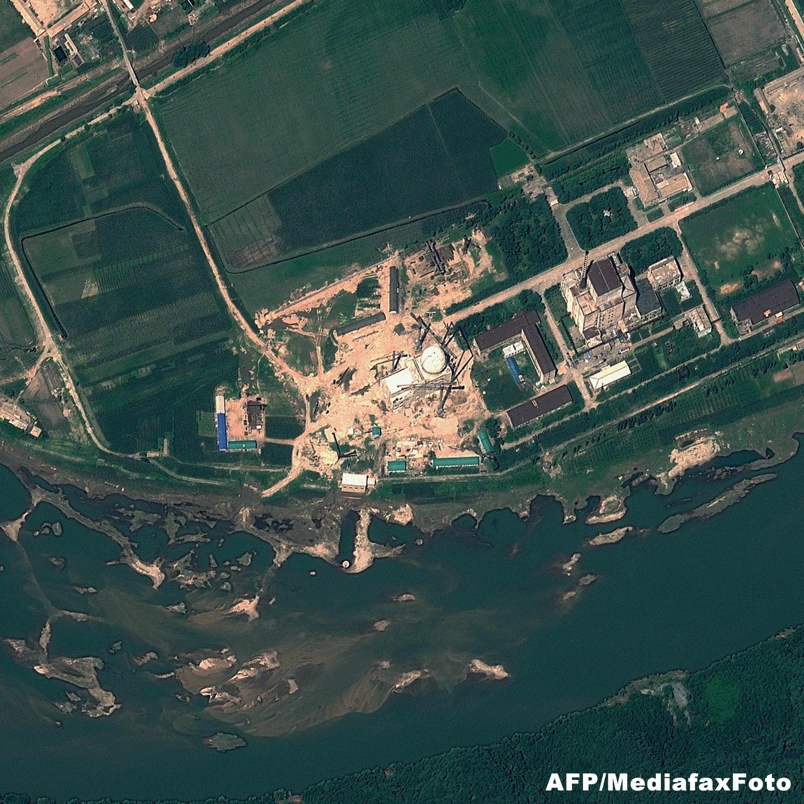 Coreea de Nord a repornit un reactor nuclear la o centrala veche: "Ar putea antrena o catastrofa"