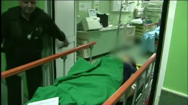 Incident socant la Slatina. O tanara de 23 de ani, studenta la Teatru, si-a injunghiat mama