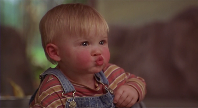 Transformarea incredibila a bebelusului din "Sunt plecat in oras". Cum arata la 19 ani dupa filmari