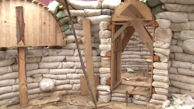 Casele ecologice tip dom au ajuns si in Romania. Sunt de 10 ori mai ieftine si rezista la cutremure