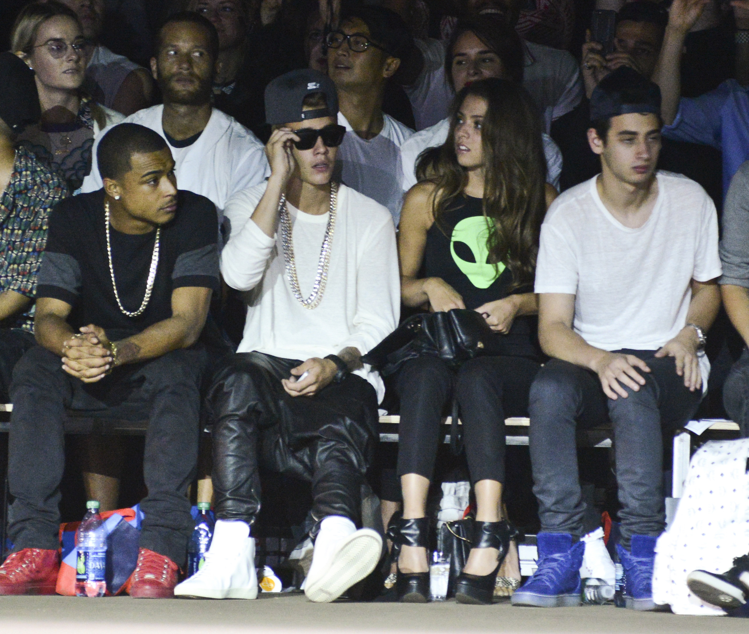 Justin Bieber, fotografiat alaturi de o fosta iubita. Fanii sai se asteptau insa la altcineva