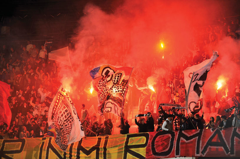 Pentru ei a ramas derby. Fanii de la Universitatea au confiscat un banner al rivalilor de la CFR