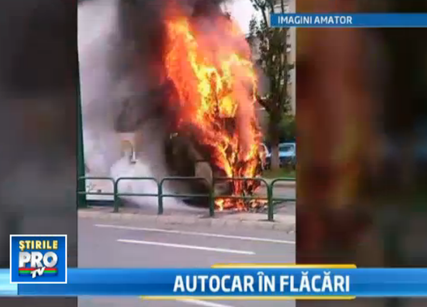 Un autocar a luat foc la intrarea in Targu Mures. Pasagerii si soferul s-au salvat la timp