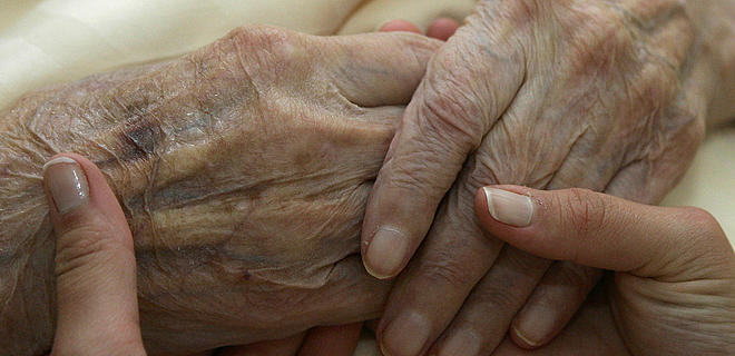 Primeau in fiecare an scrisori de la rudele moarte de 15 ani. Ce s-a intamplat cu ei