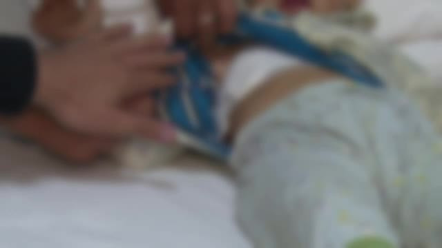 Copil de 3 ani, din Dambovita, internat in spital, dupa ce a fost muscat de cainele unor vecini