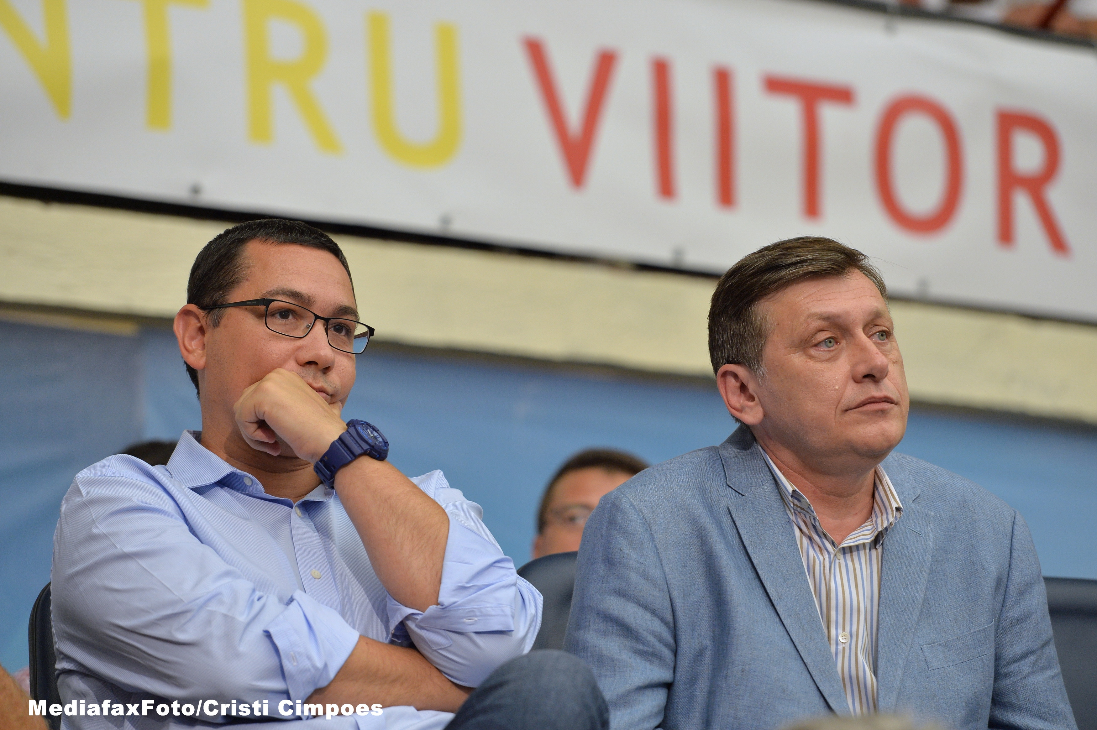 Posibilitatea ruperii USL este tot mai mare, dupa ce Crin Antonescu a blocat negocierile privind noua structura a Guvernului