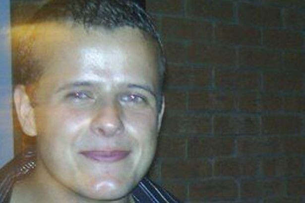 Ce mesaje a primit un barbat pe retelele de socializare. Acesta s-ar fi sinucis din cauza lor