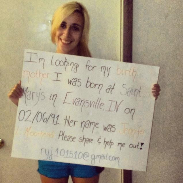 "E ca si cum as fi castigat la Loto." 22 de ani si-a cautat mama, in 12 ore a gasit-o pe Facebook