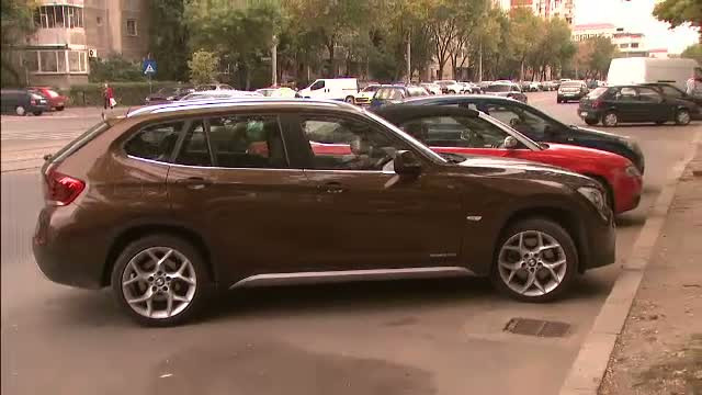 "Vrei sa-ti vezi masina? Da 5000 euro" Schema hotilor de masini de lux din Romania,prinsi de politie