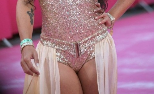 "Merge la Eurovision!". Iti STA INIMA in loc cand vezi continuarea acestei poze. SOC