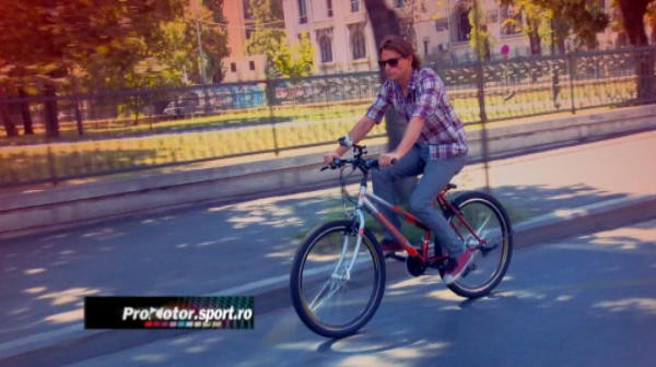 Videointerviu: actorul roman care nu e in stare sa-si ia carnet si latra la caini cat il tin plamanii