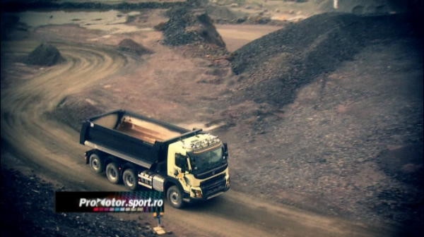 Masinile pe care si le doresc toti barbatii de pe Planeta. Au 500 de cai si incap 800 de femei in ele.