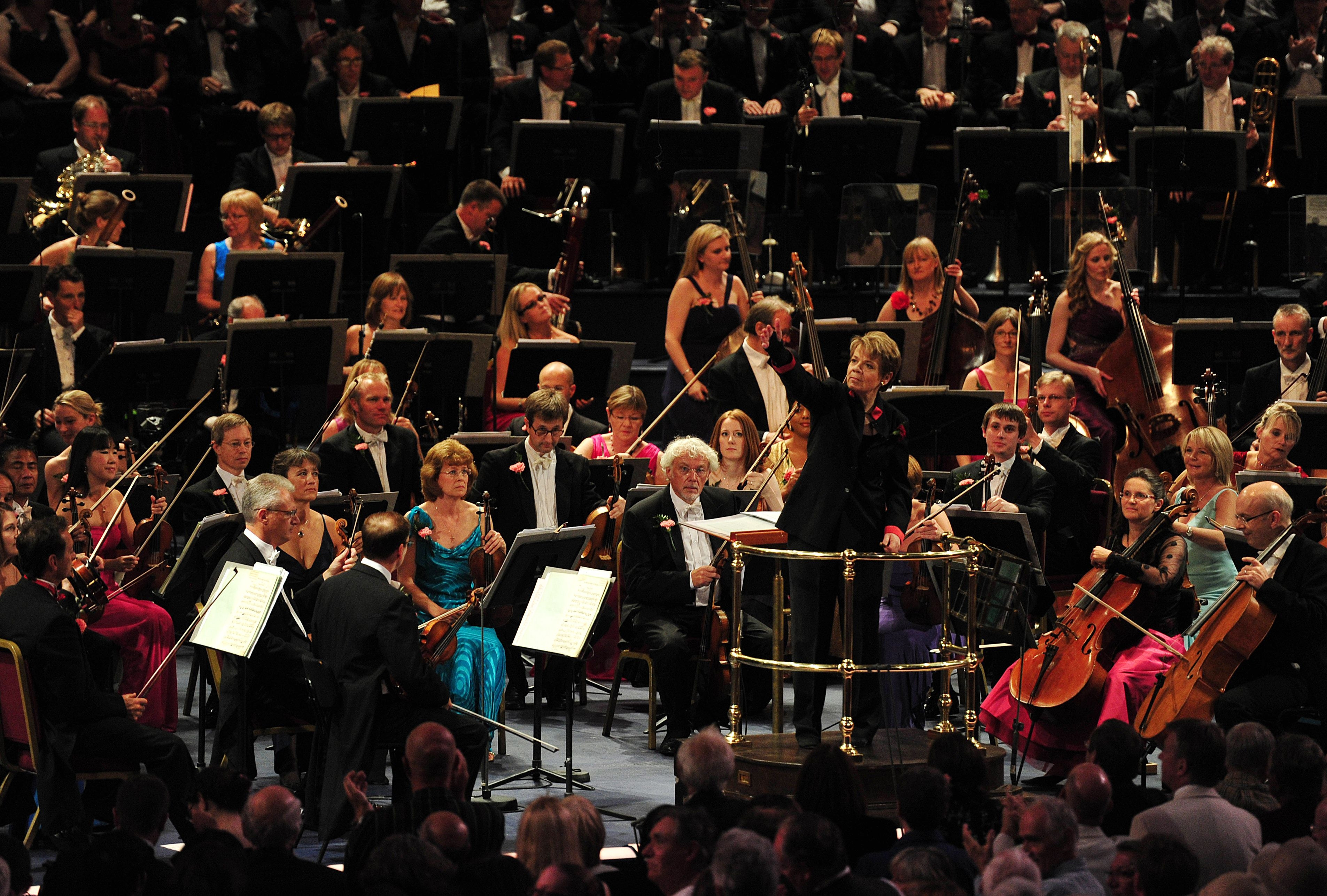 Muzica clasica la iLikeIT. Cum puteti dirija o orchestra prin senzorul Kinect