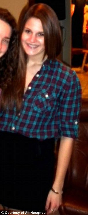 Medicii i-au spus ca trebuie sa slabeasca, dar nu a stiut cand sa se opreasca si a ajuns anorexica