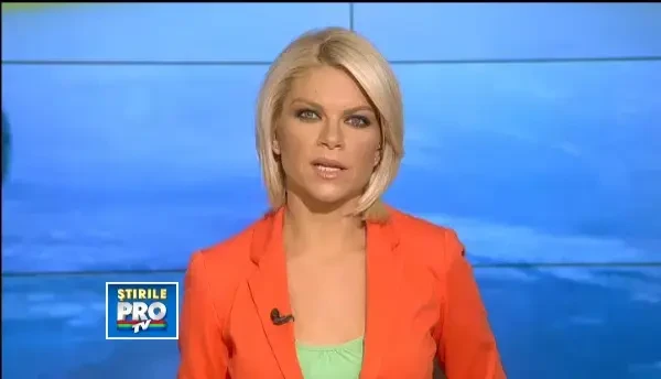 VIDEO. Operatiune dificila pentru recuperarea unui cadavru din zona Cascadei Saritoarea Bohodei