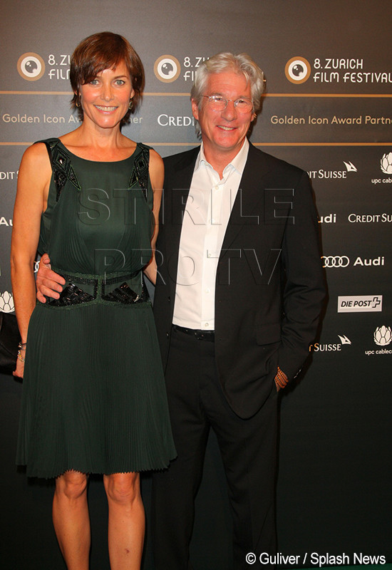 Richard Gere si sotia lui, Carey Lowell, divorteaza dupa 11 ani de casnicie