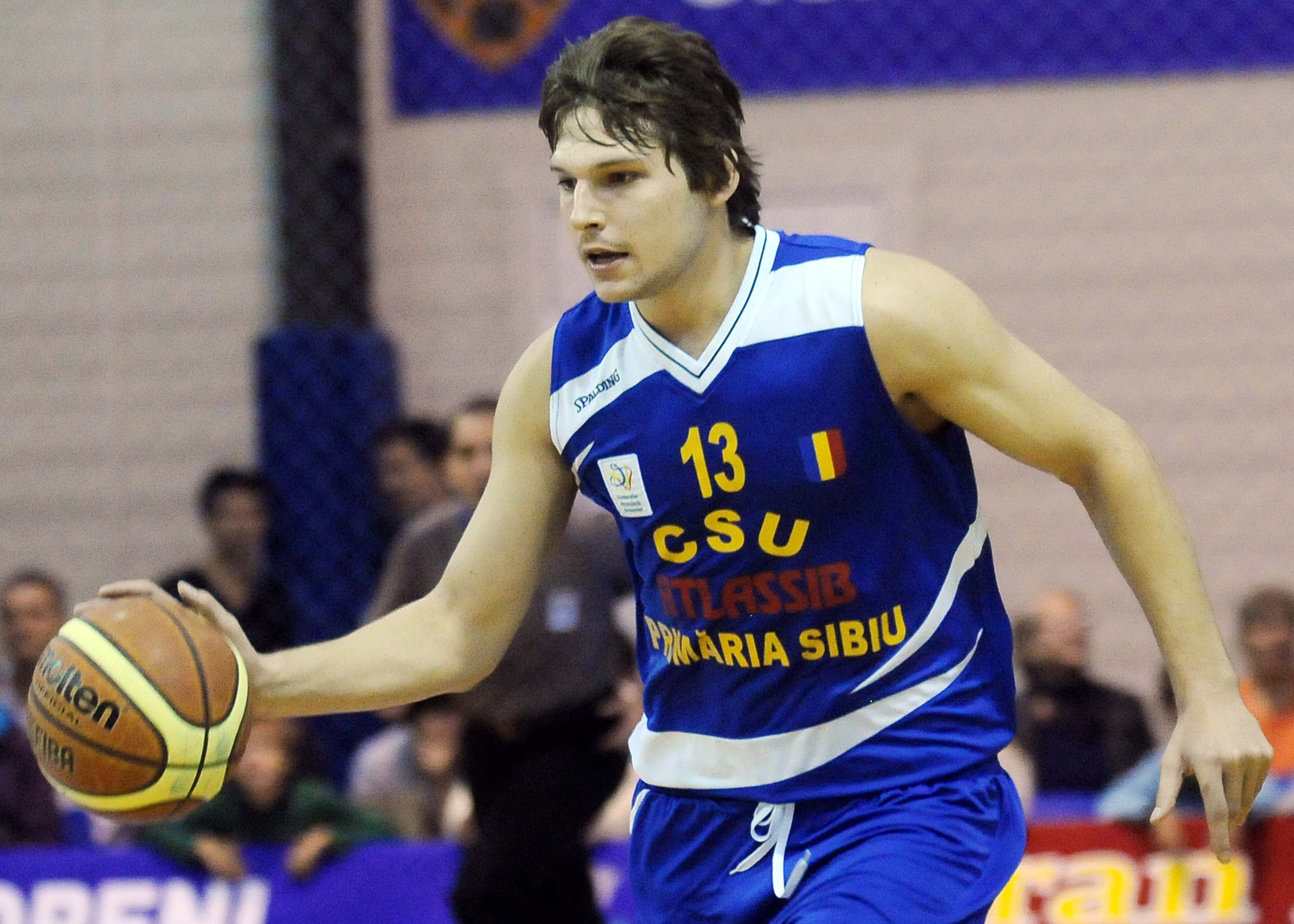 Baschebalistul Andrei Lefter, in coma la Spitalul din Sibiu, dupa ce a fost gasit cazut pe strada