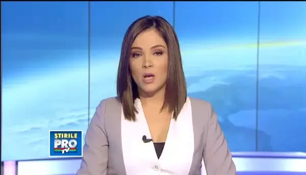 Adrian Minune a implinit 39 de ani. Cum si-a serbat ziua de nastere alaturi de familie si prieteni