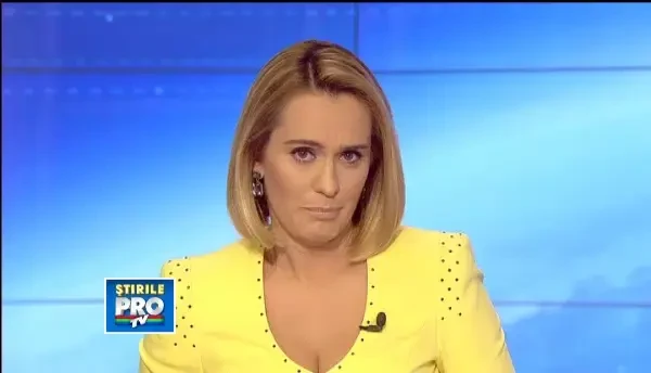 Adrian Minune a implinit 39 de ani. Cum si-a serbat ziua de nastere alaturi de familie si prieteni