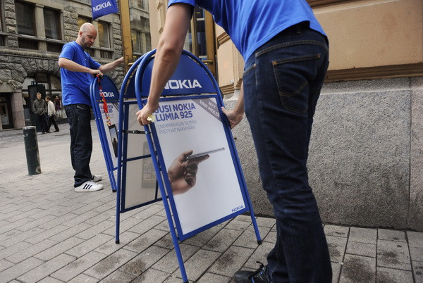 Se formeaza un nou gigant in telecom. Cu cine fuzioneaza Nokia