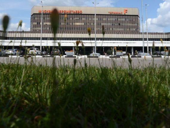 Povestea celor 26 mld. dolari ce zac in aeroportul din Moscova. Nimeni nu vrea 200 tone bani cash