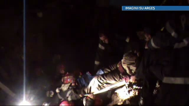 Ingropat de viu. Un muncitor care sapa fundatia unui beci a murit asfixiat de un mal de pamant