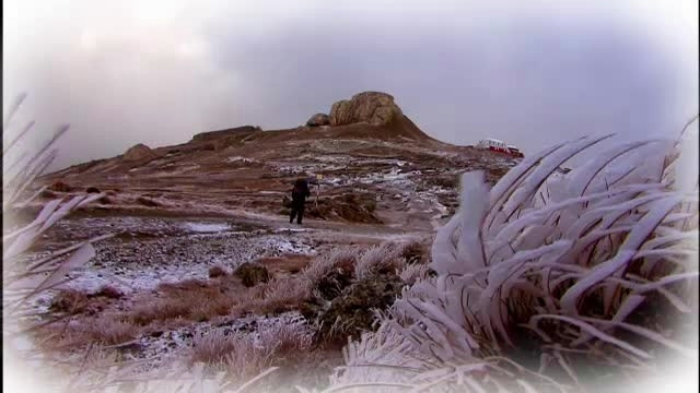 La munte, iarna a venit mai devreme. Temperaturi negative si ninsoare in unele zone