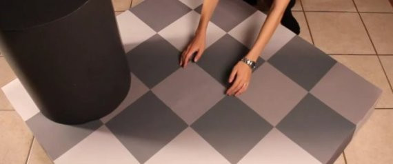 Un VIDEO care se joaca cu mintea ta: Iluzia umbrei: VIDEO