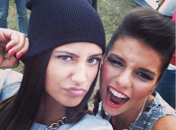 Gestul vulgar cu care Antonia s-a facut de ras pe internet. Ce a scapat in aceasta fotografie