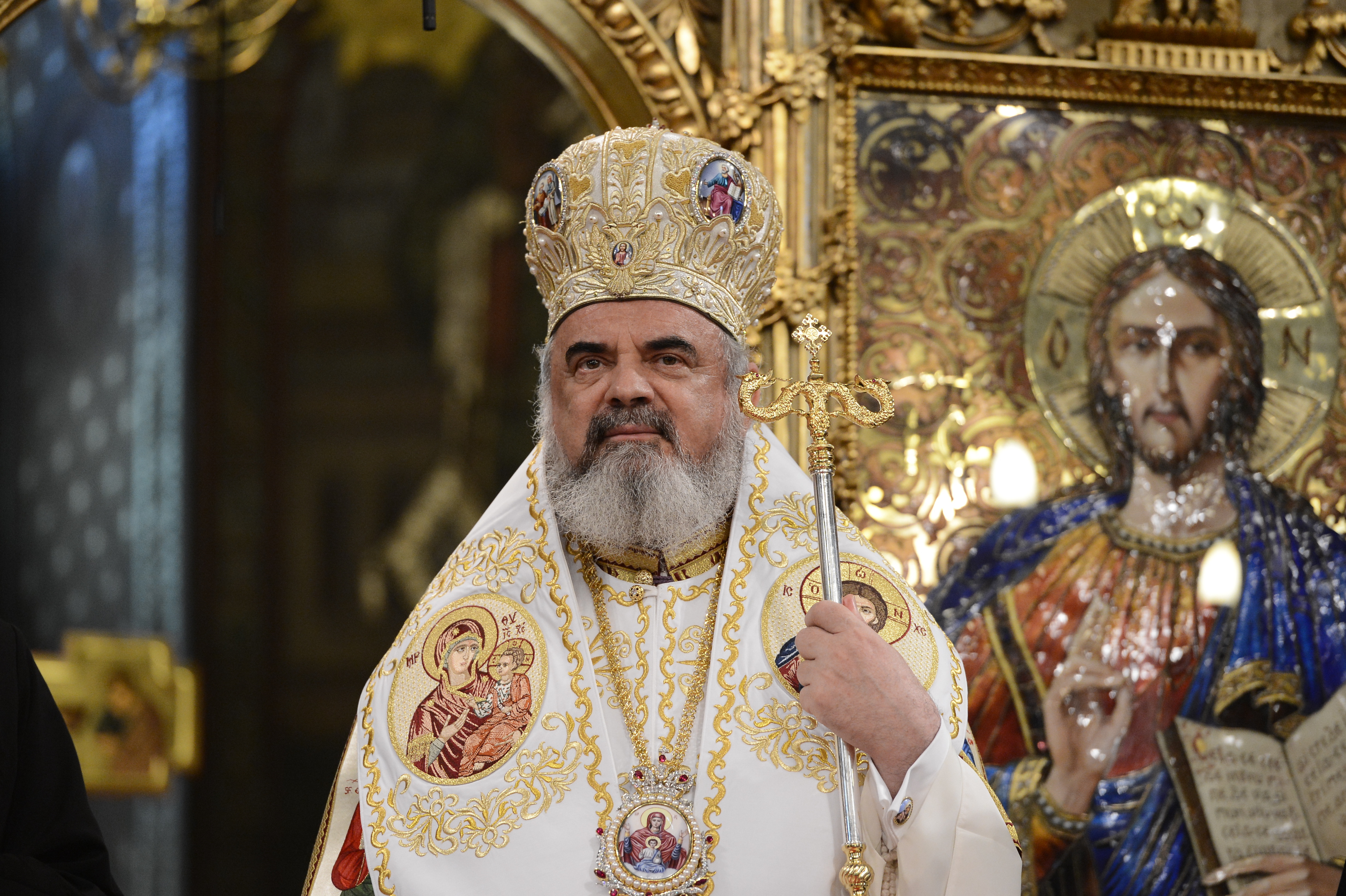 Icoane si urari pentru Parintele Daniel, la 6 ani de cand a fost inscaunat Patriarh