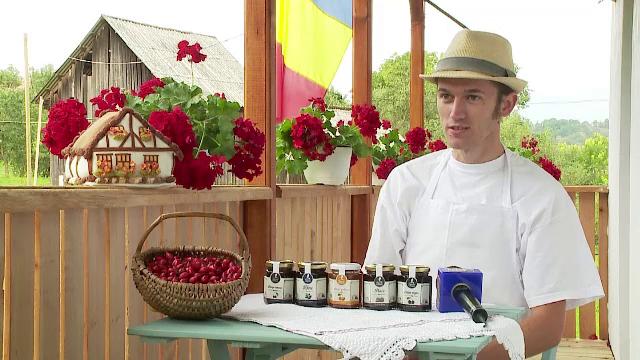 Lectiile de afaceri predate de cativa tineri studenti din Romania care reusesc sa sfideze criza