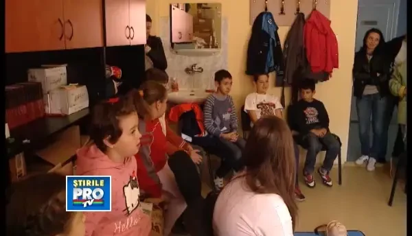 Zeci de copii din Cluj au invatat ce trebuie sa faca in caz de urgenta