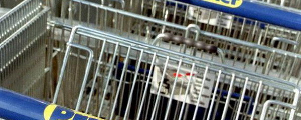 Un celebru retailer german tocmai a intrat in insolventa. E prezent si in Romania