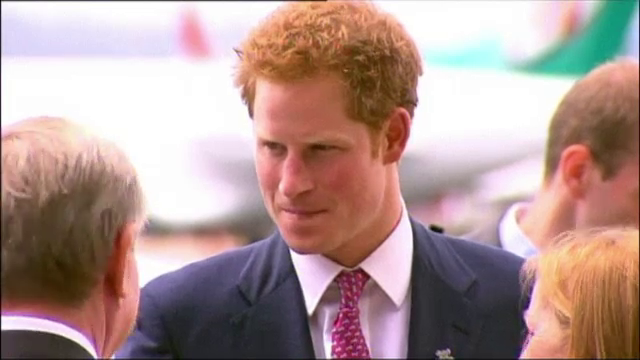 Printul Harry, implicat intr-un accident rutier, la Londra. Doua persoane au fost ranite, dar viata lor nu este in pericol