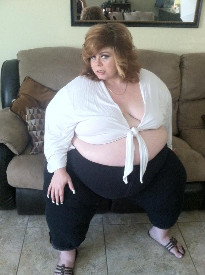 Cum arata Sammee Matthews, femeia diagnosticata cu "obsesie erotica pentru mancare"