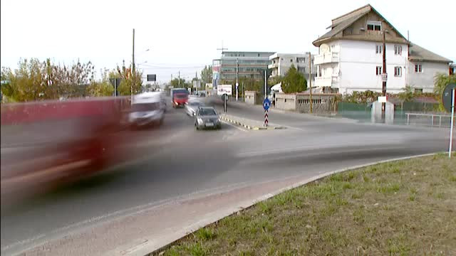 Afacerea in familie a marcajelor e in pericol dupa ancheta Stirilor ProTV. Cati bani sunt la mijloc