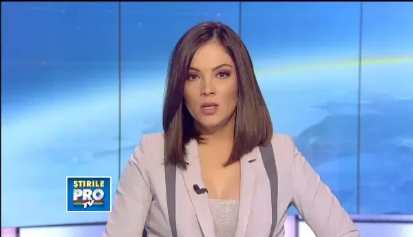 Surprins de camerele politiei: Ce face acest barbat din Brasov dupa ce unei femei ii cade portofelul